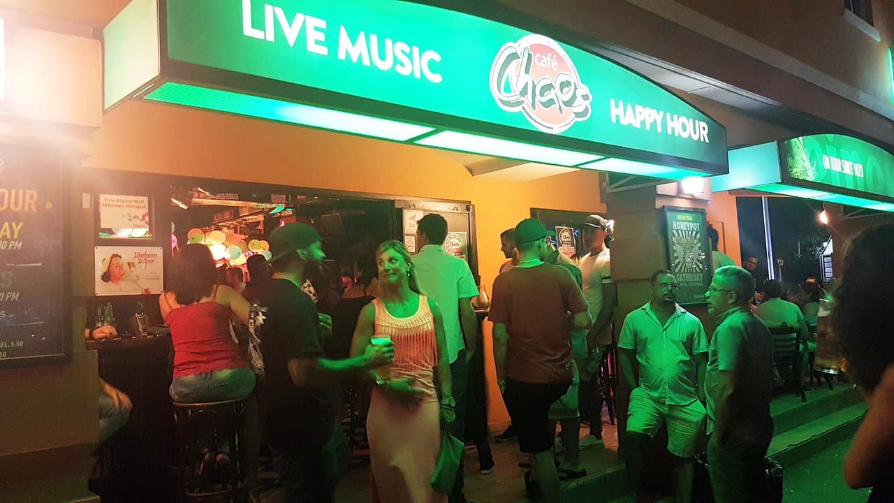 Daily Happy Hour>  9-10PM (Friday's > 5 - 7PM)