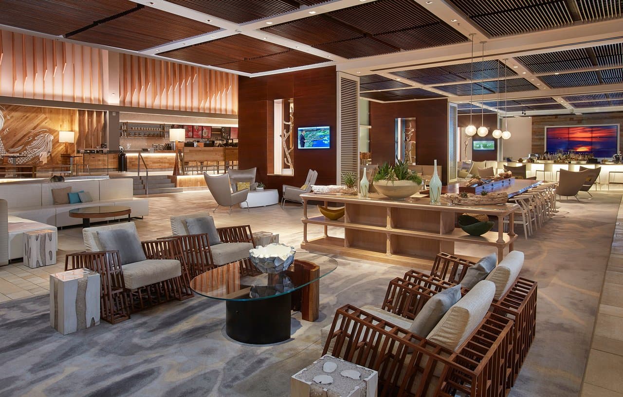 The Lobby Bar situated in the Great Room of Aruba Marriott Resort & Stellaris Casino
