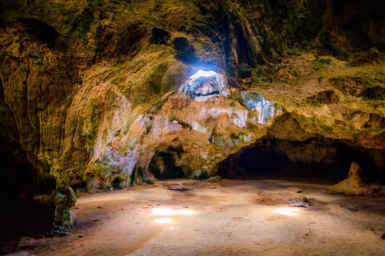 Quadirikiri Cave