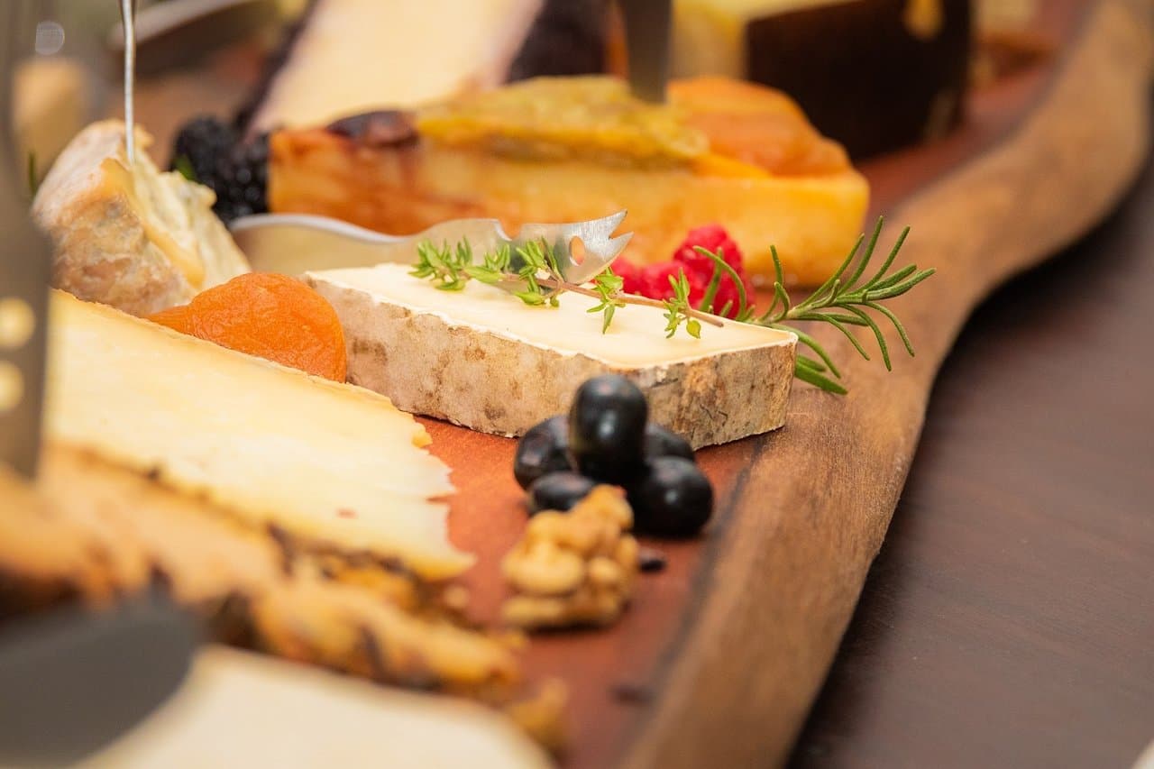 Bits & Cheeses By Deli 297