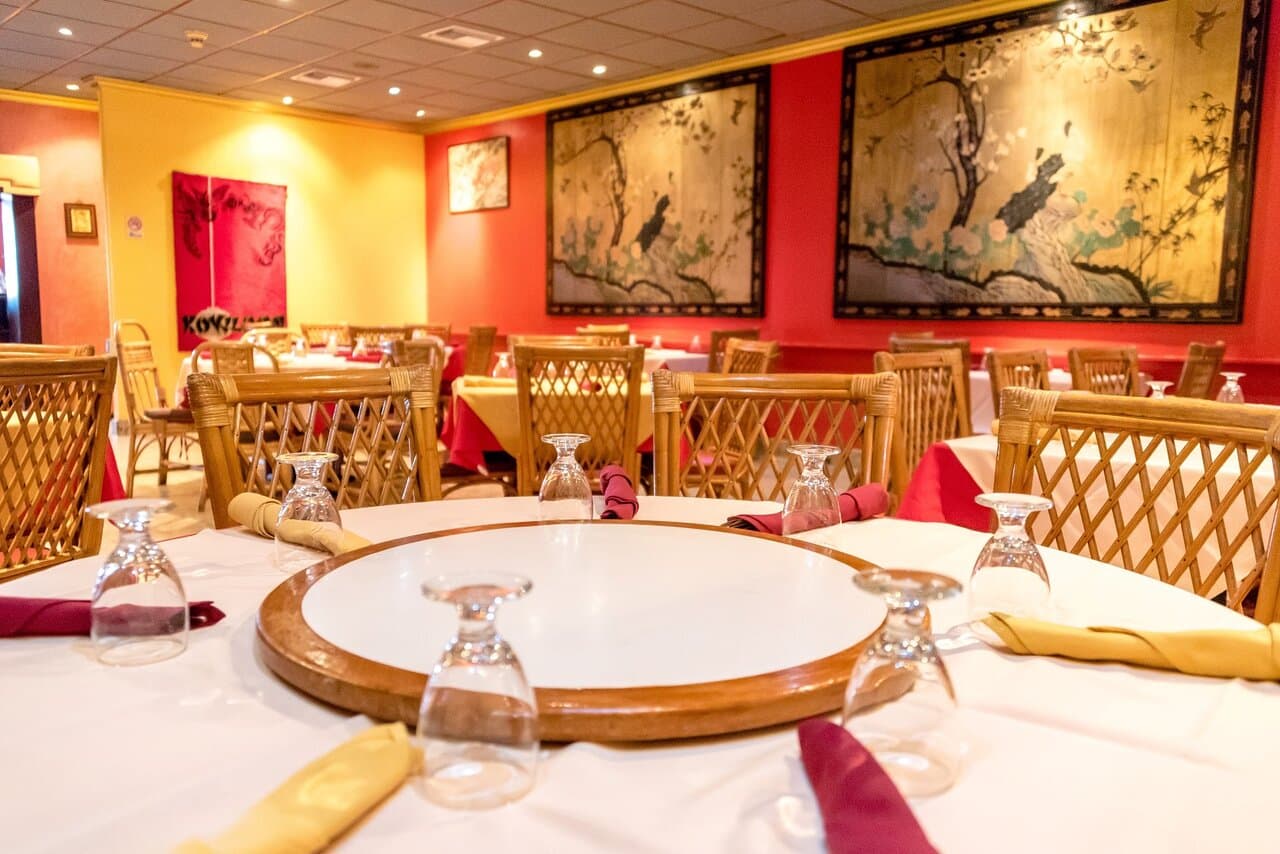 Our Dining Room, makes your visit a very memorable one. Centrally located in Downtown  of Aruba.