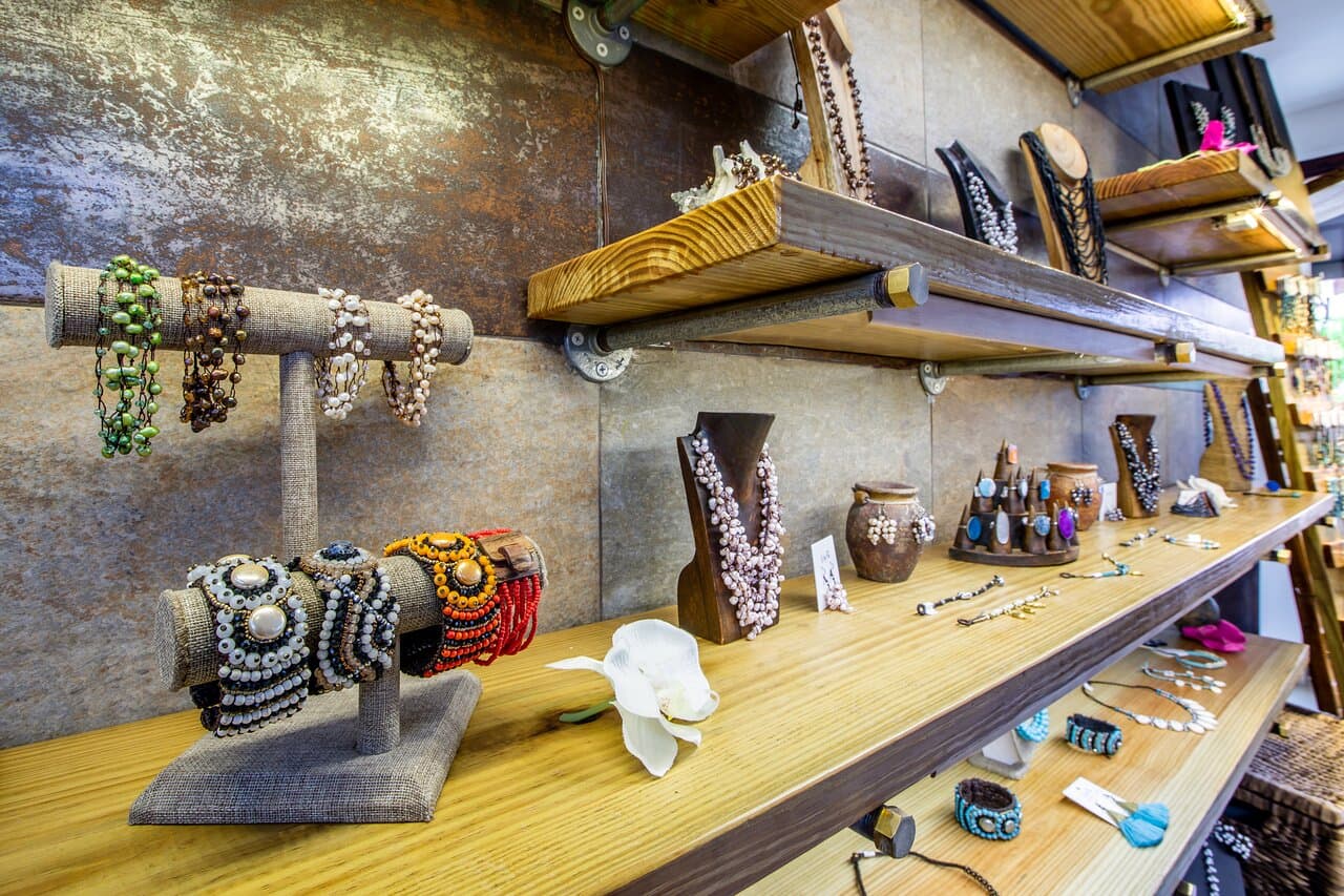 Hand made Jewelry for souvenir