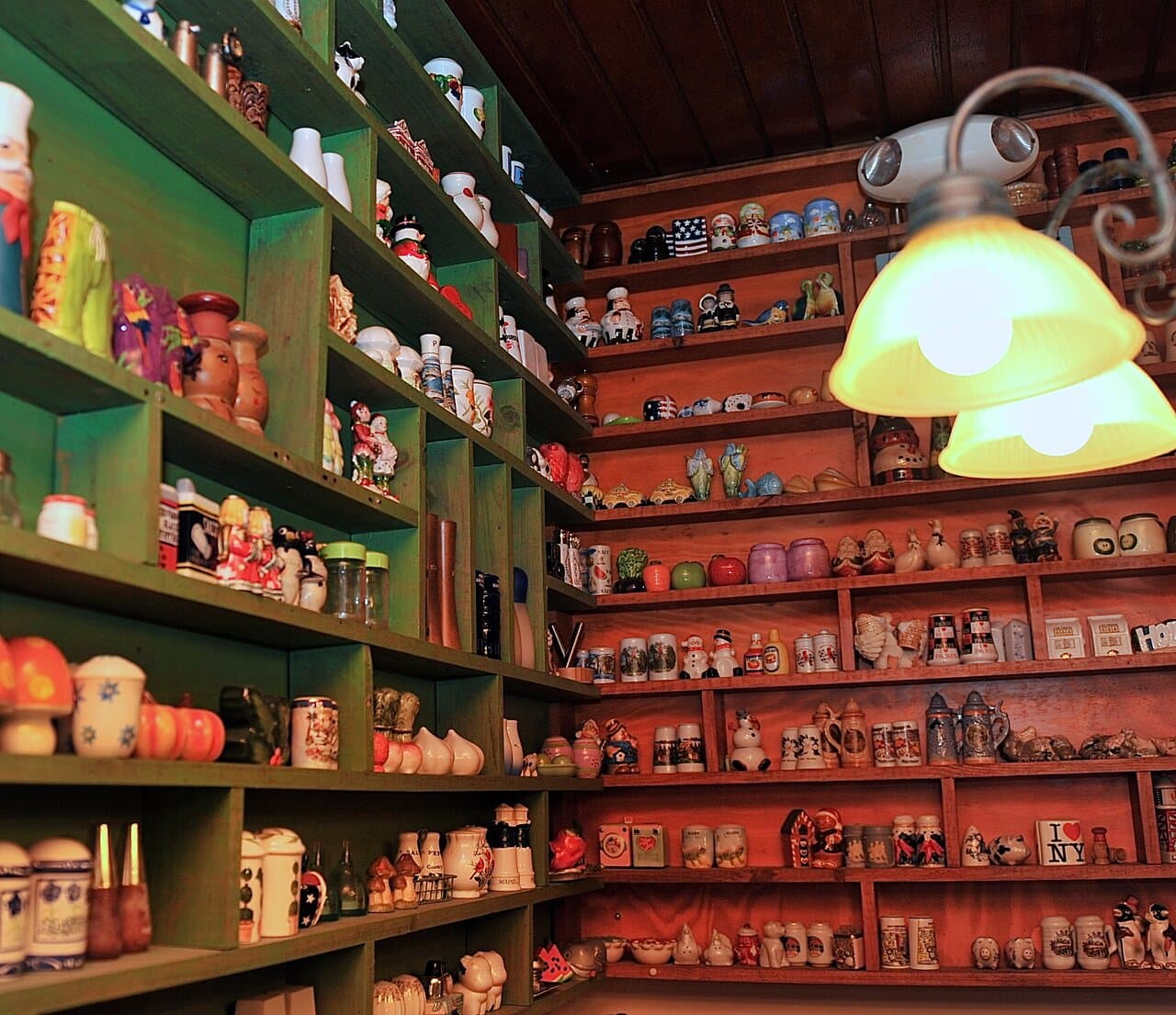 Salt & Pepper shakers