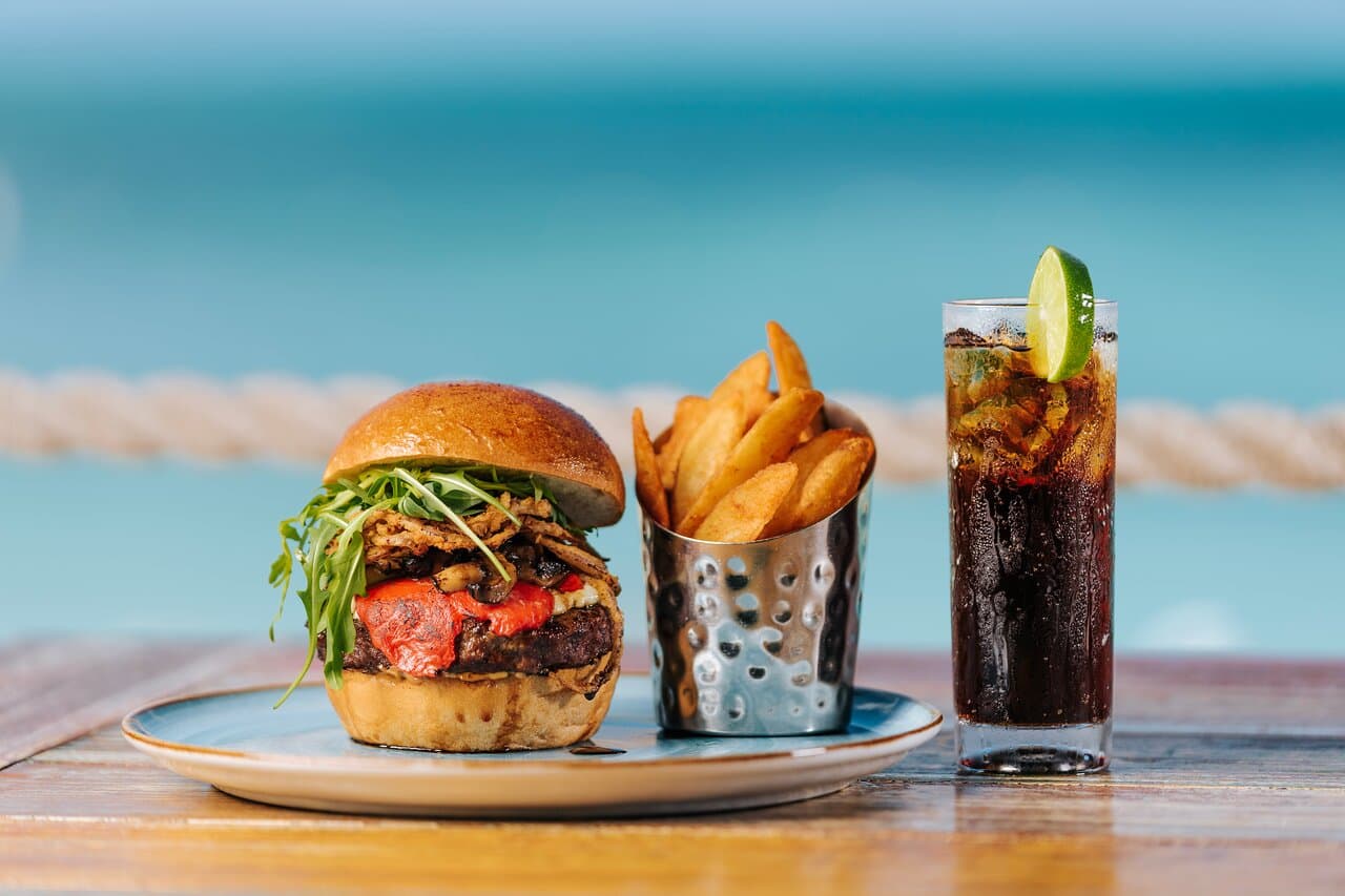 Sea_Breeze_Restaurant_&_Bar_Sea_Breeze_Burger