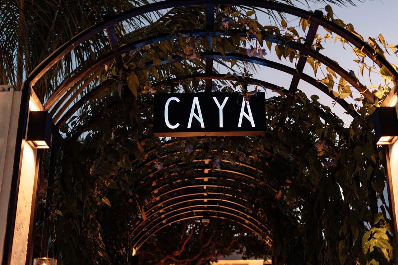 Entrance CAYA House Aruba
