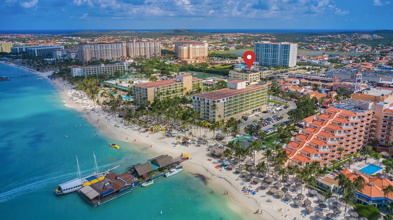 The Cove - condo Hotel  is 2 min walking distance to famous Palm Beach