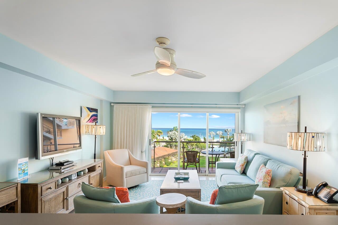 Condo - Emerald View Two-bedroom condo - P416