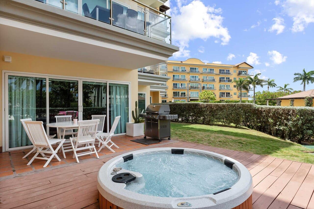 Condo - Beach Garden Two Bedroom condo - E124