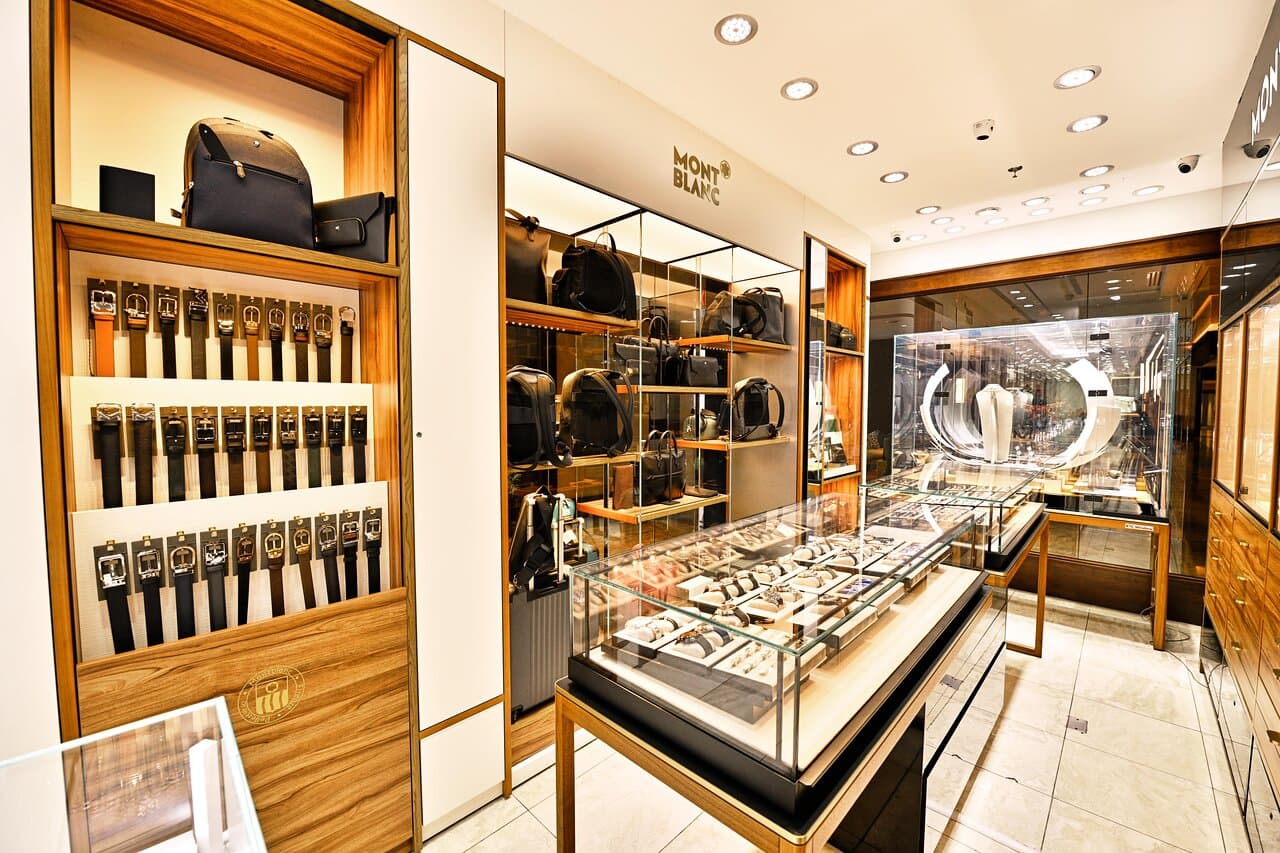 MontBlanc corner