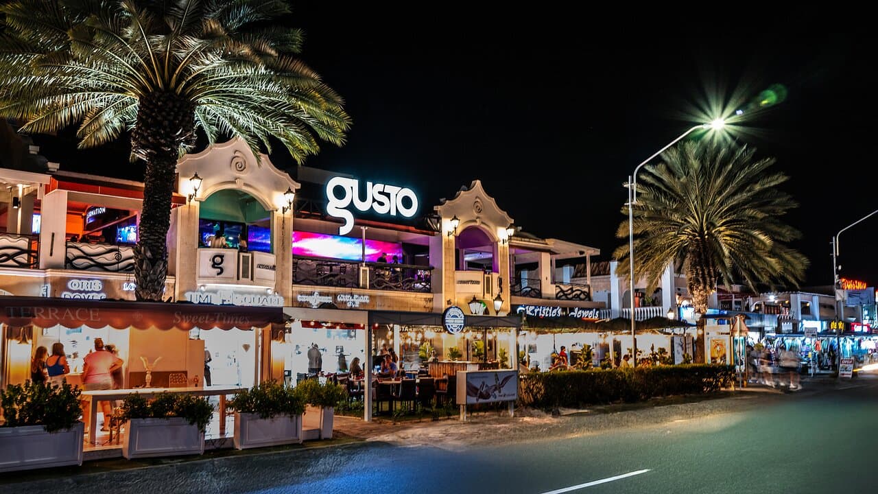 Located at Paseo Herencia Mall (2nd floor) above Starbucks
