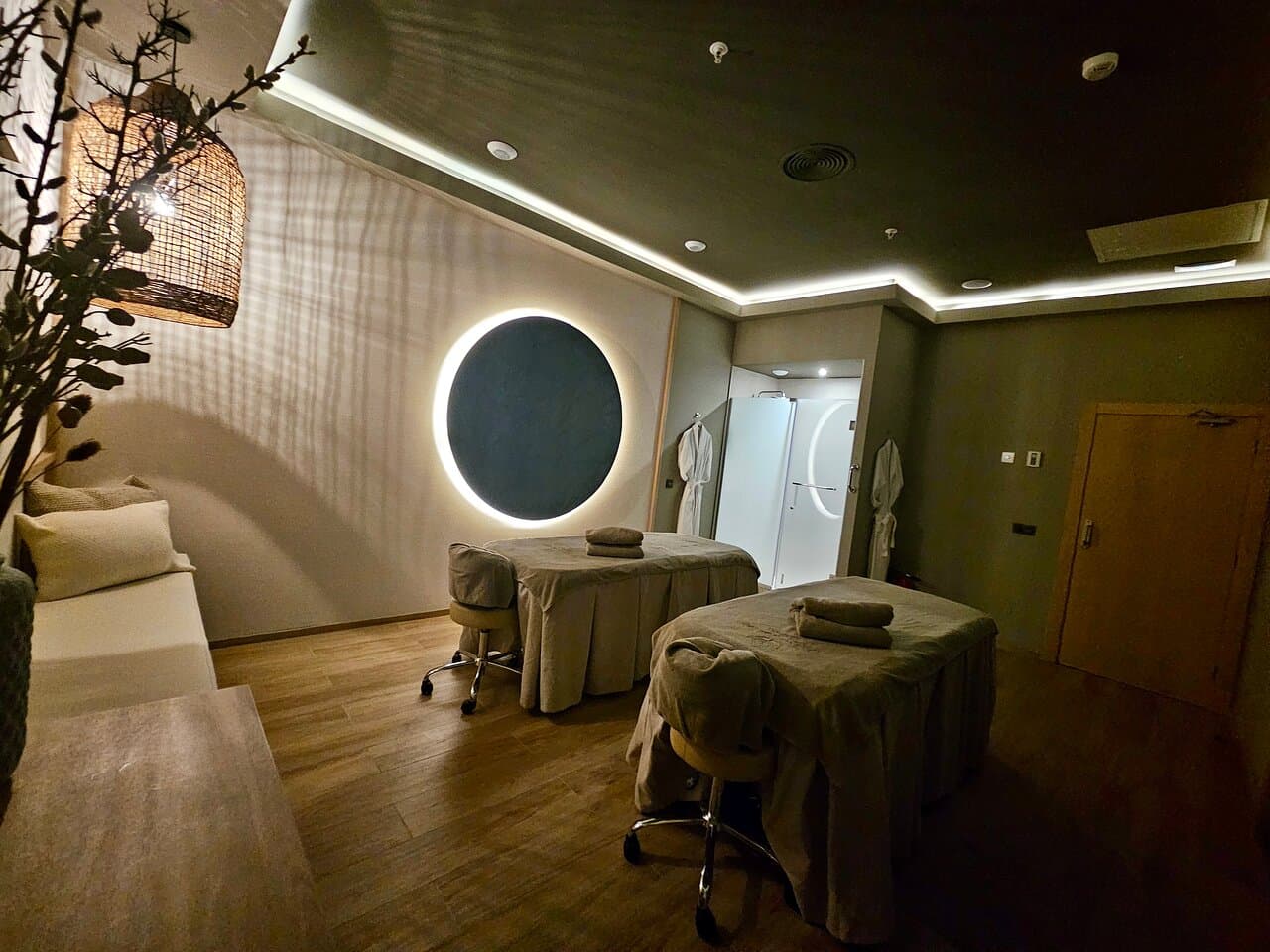 Double Cabin