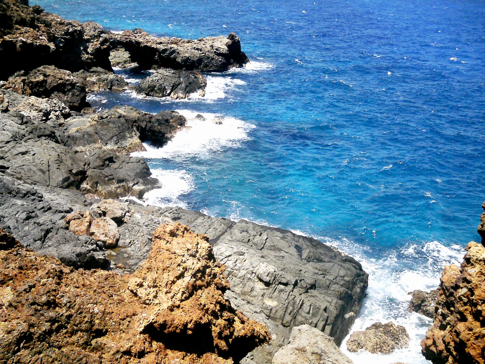 natural bridge at seroe colorado cliffs