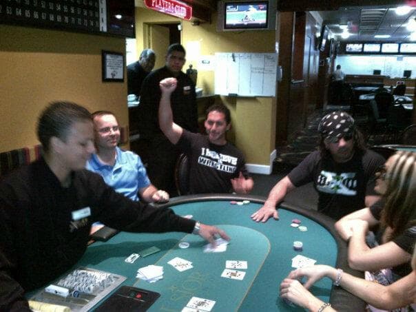 poker fun... I mean poker room!!