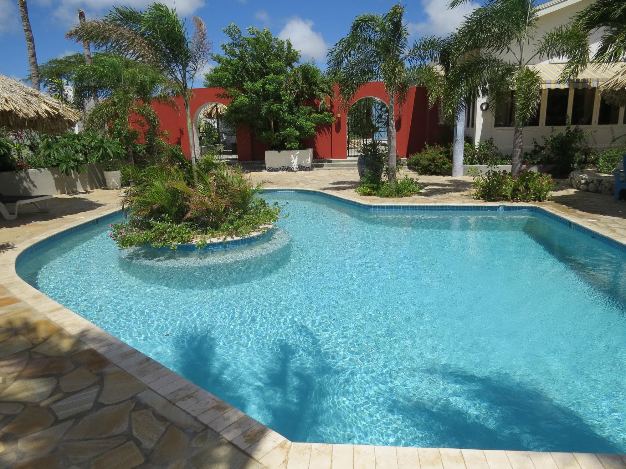 The shared swimmingpool