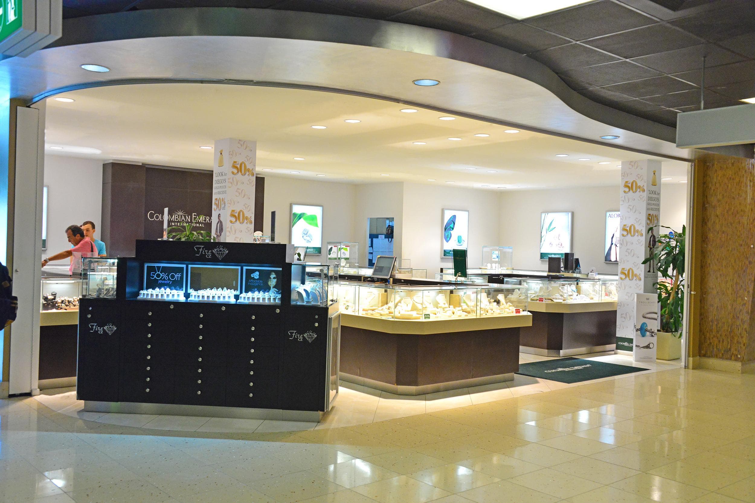 Colombian Emeralds International Airport store