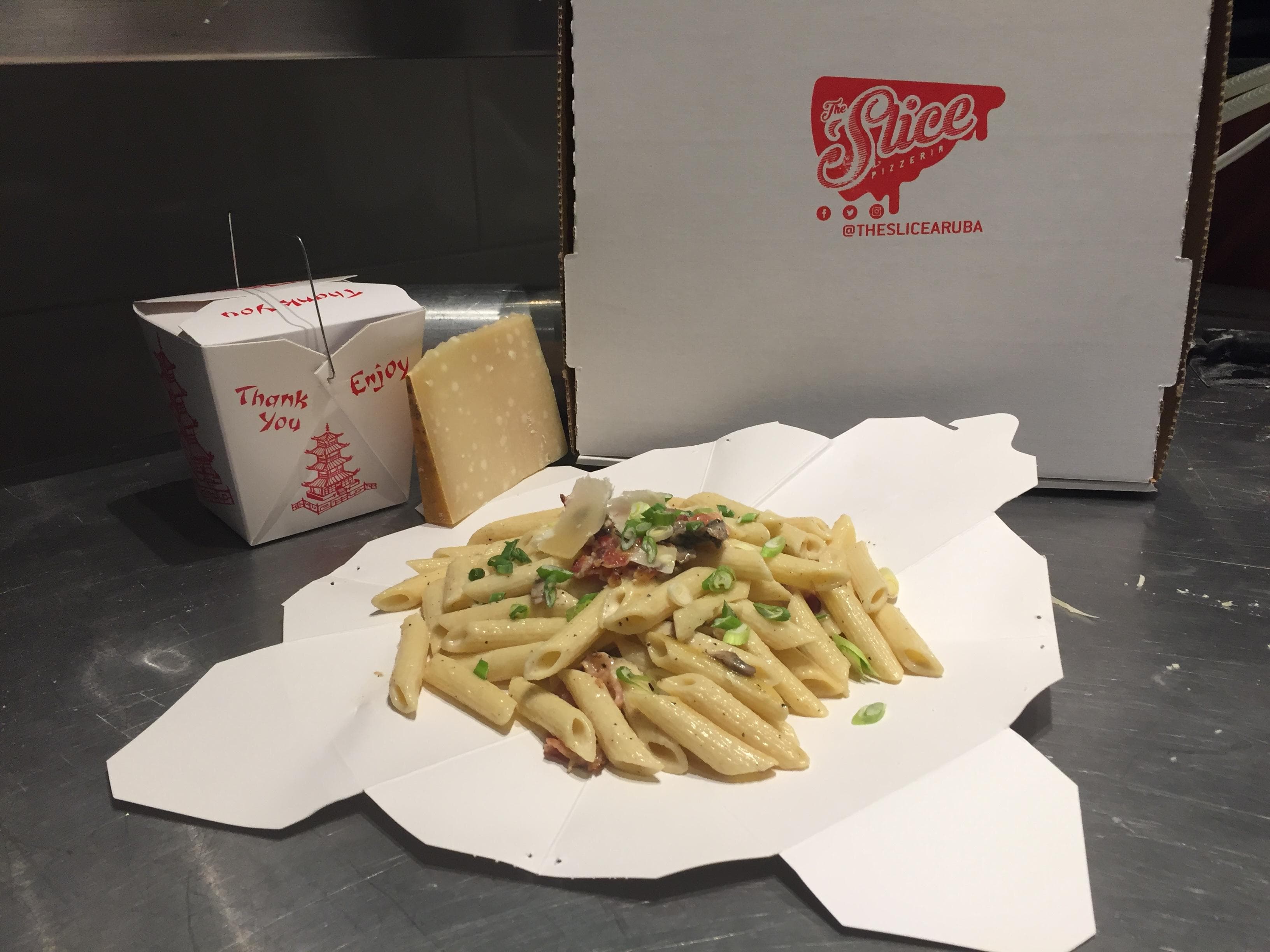 Pasta Penne Alfredo