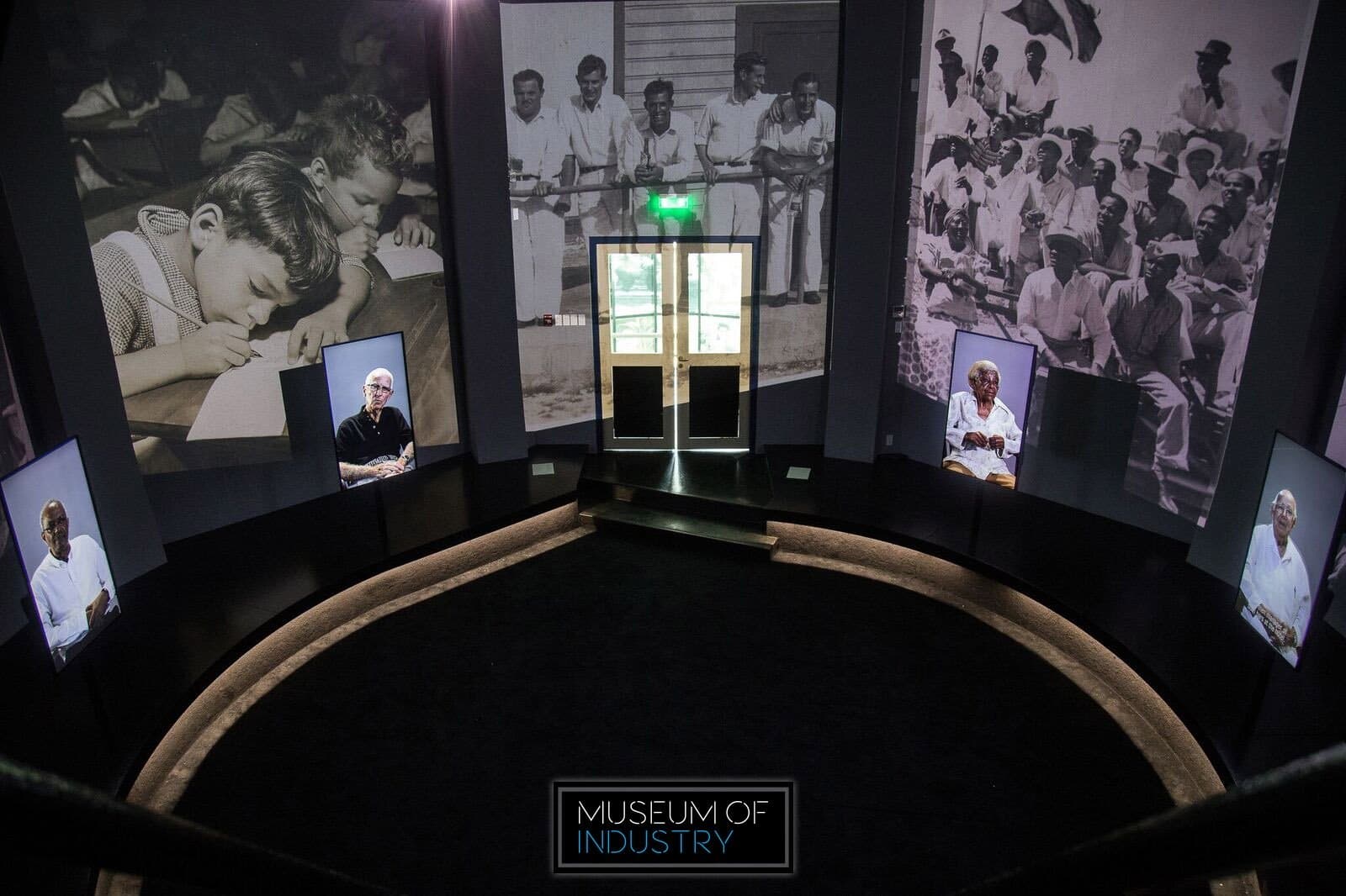Experience great stories about Aruba's Industrial Period