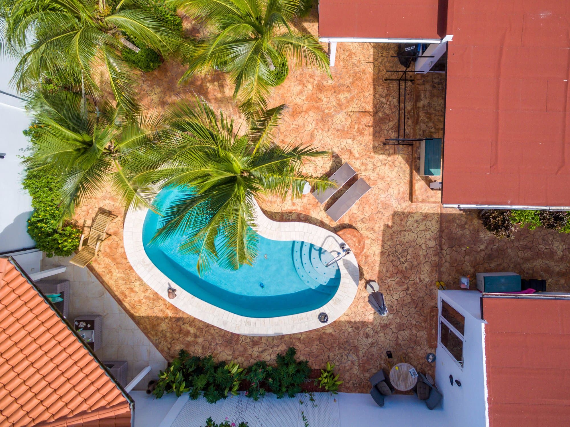 Garden apartment with pool