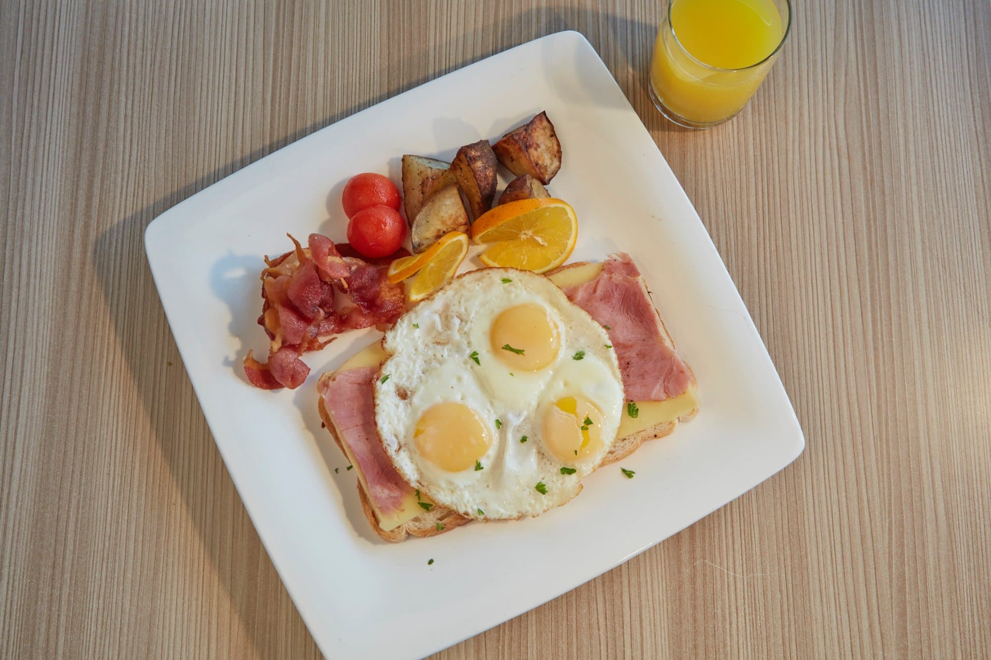buffet breakfast