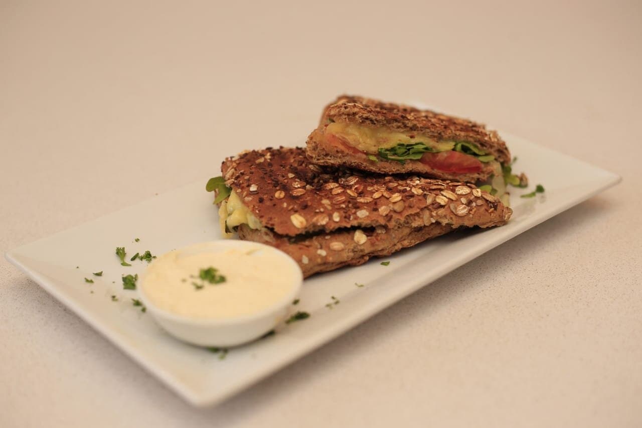 Pannini
Cheese
Tomato
Lettuce