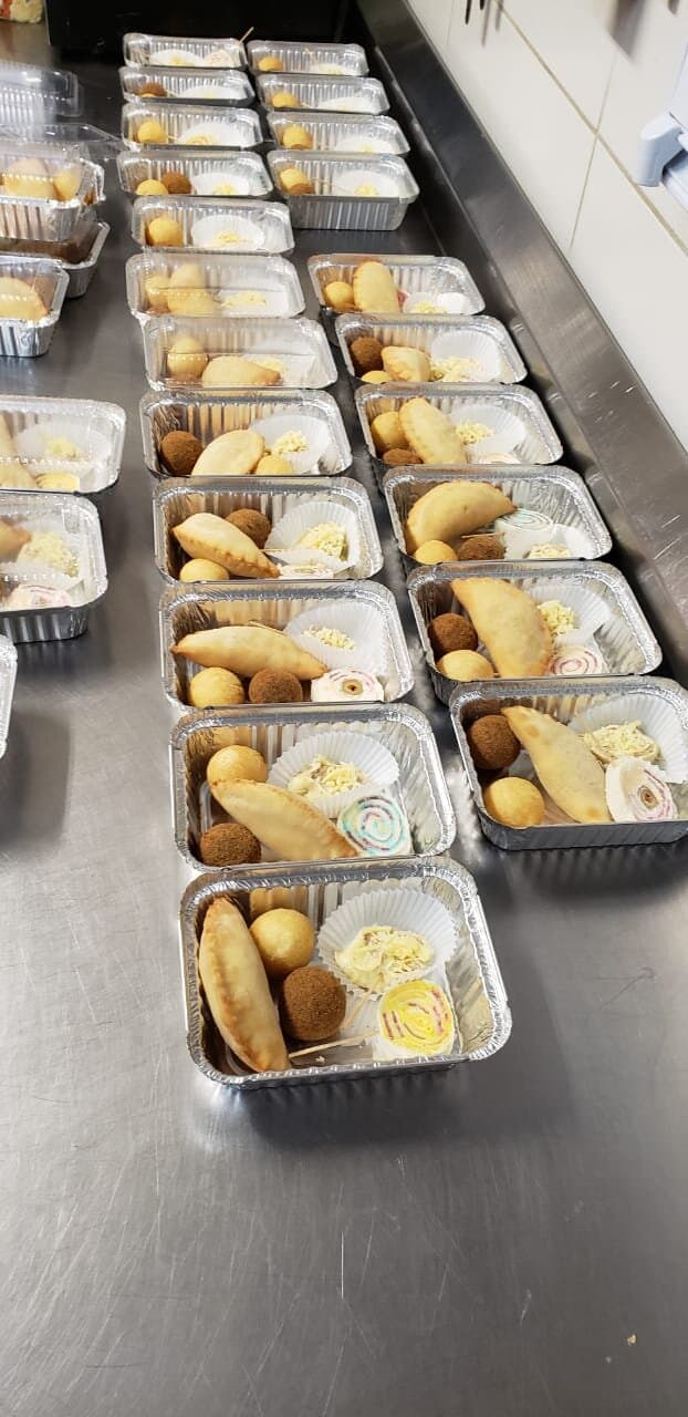 We also offers snacks boxes
