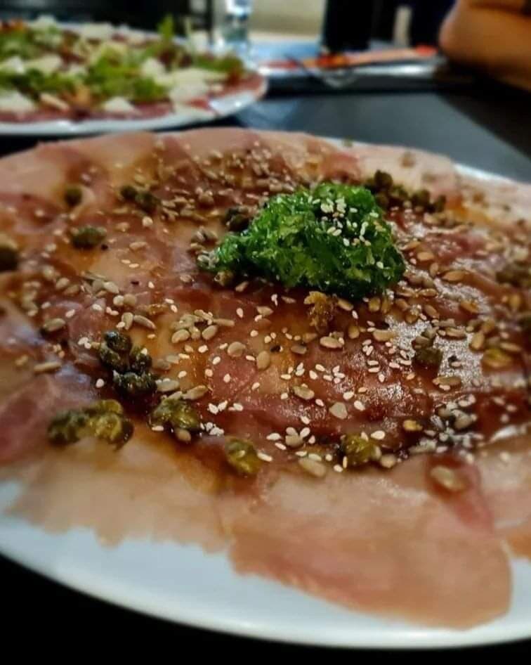 Tuna carpaccio. Hits the spot