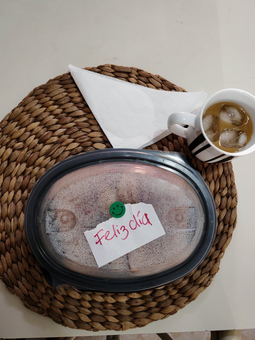 Los desayunos ricos de maria, incluyendo una nota linda.