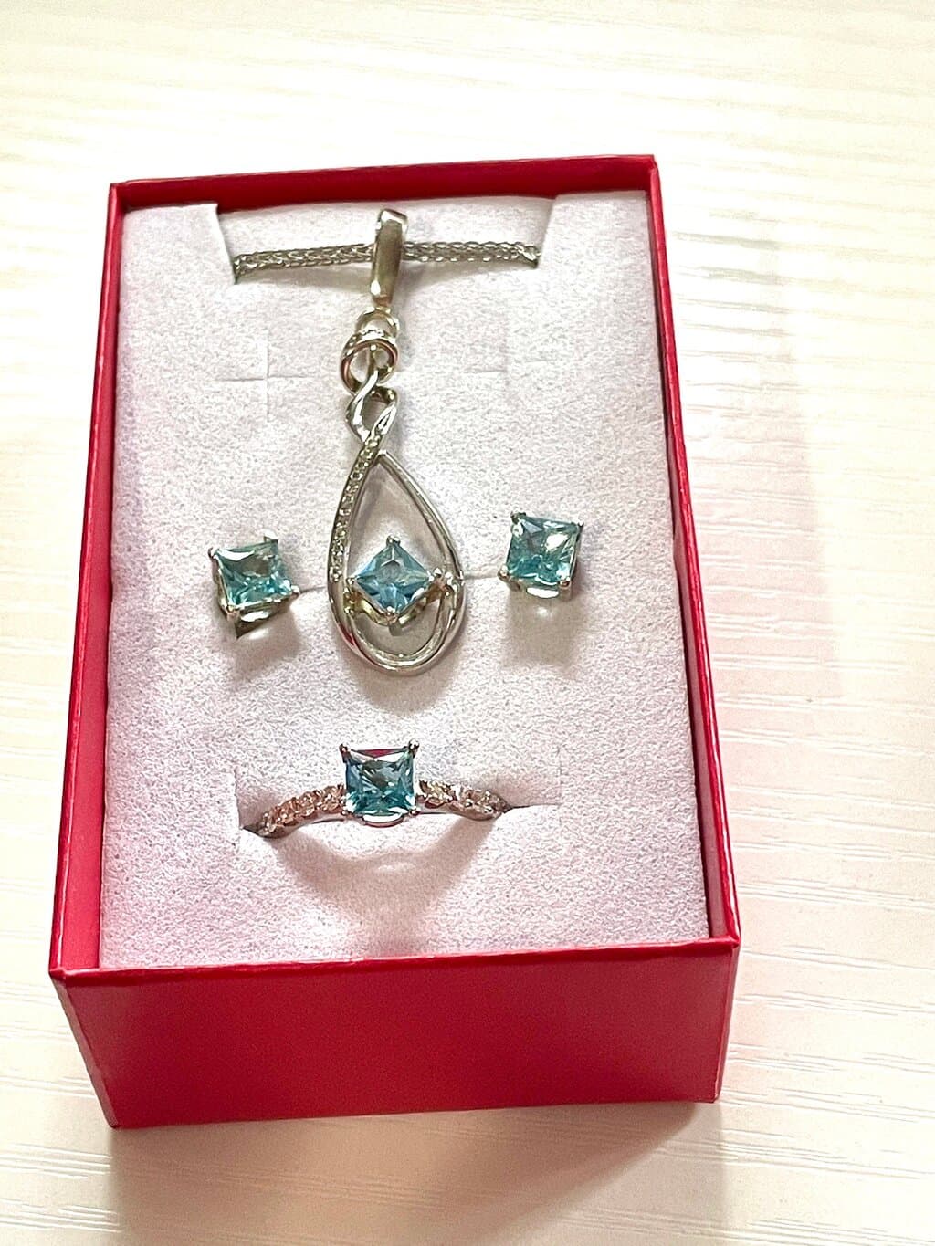 Diamante Jewels & Time at TripAdvisor