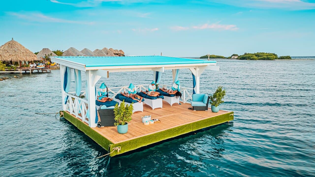 Step onto Serene Floating Massage and enjoy an exceptional, unparalleled relaxation adventure along the blue waters and stunning sunset of Aruba. Allow us to take you to a floating ecstasy!!