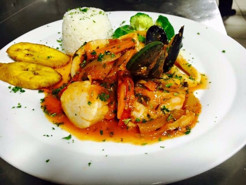 Seafood Criollo