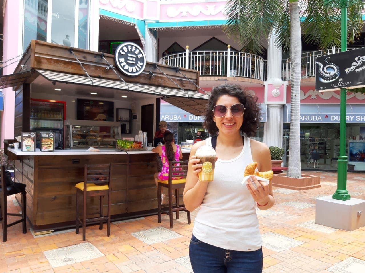 Croissant + Iced Caramel Macchiato = Perfection 😍 @CoffeeRepublicAruba (Royal Plaza Mall)