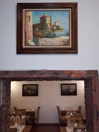 We create a good ambiance with painting which are also for sale
